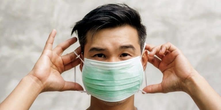 Cara Pakai Masker yang Benar untuk Mencegah Tertular Penyakit